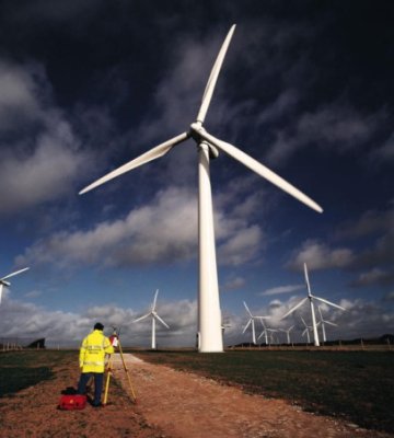 Industria eoliană ar putea plăti peste 30 milioane euro după introducerea impozitului de 1,5%